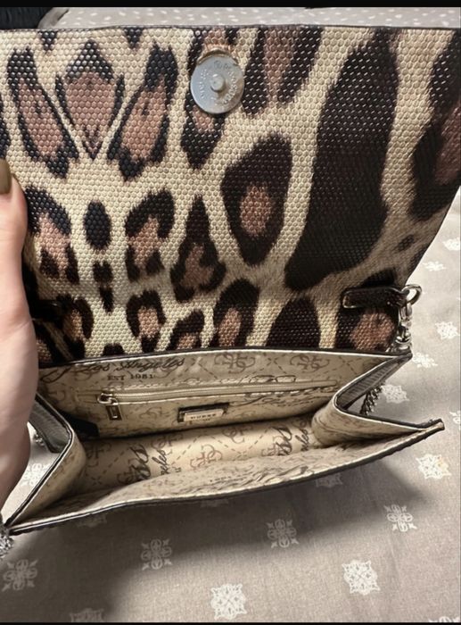 Geanta Guess print leopard
