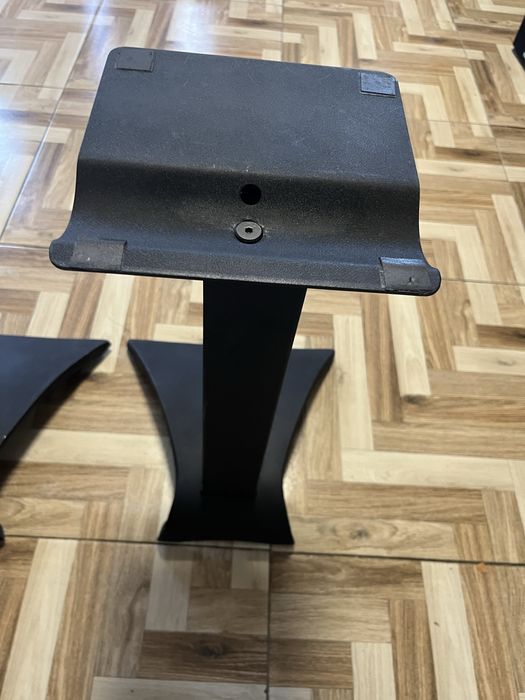 Stative pentu boxe podea sau raft