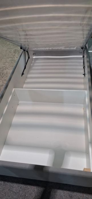 Продам кровать новая