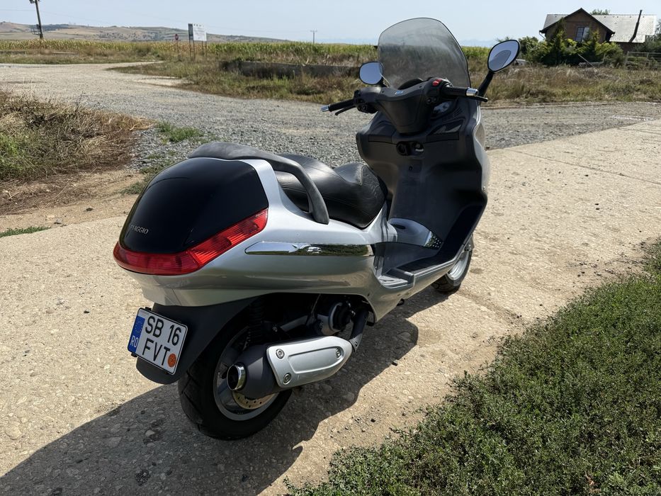Piaggio x8 125cc scuter
