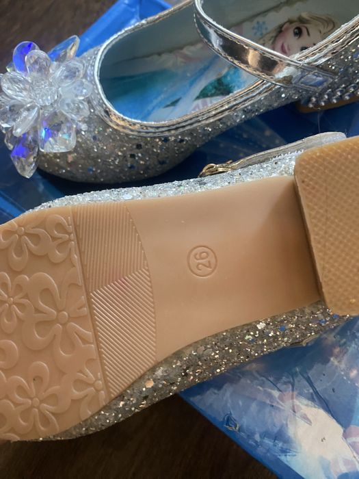 Продам Детские туфли