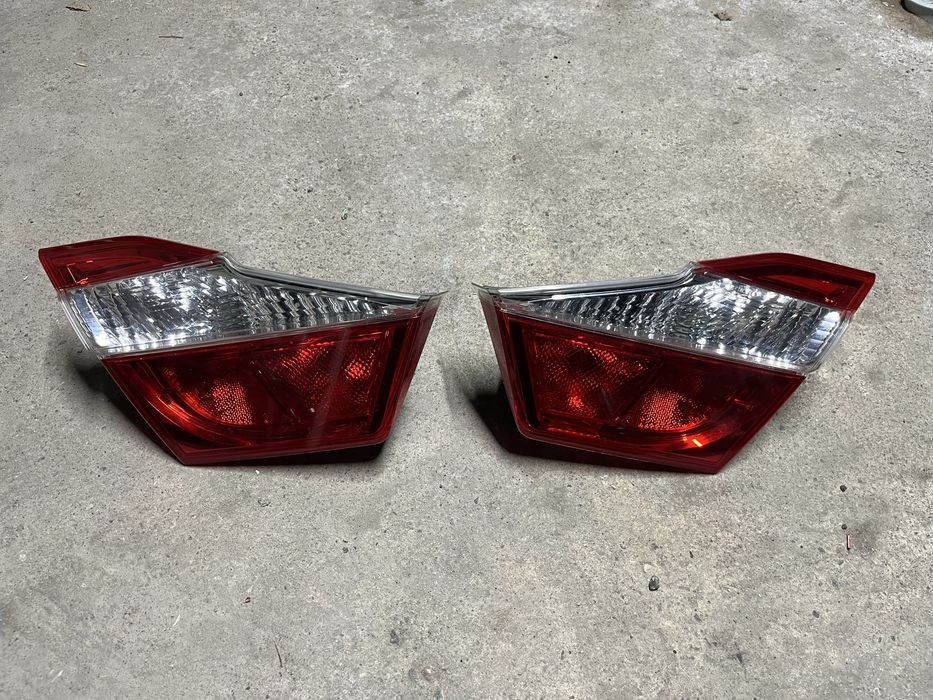 Камри 50 европа задний фонарь