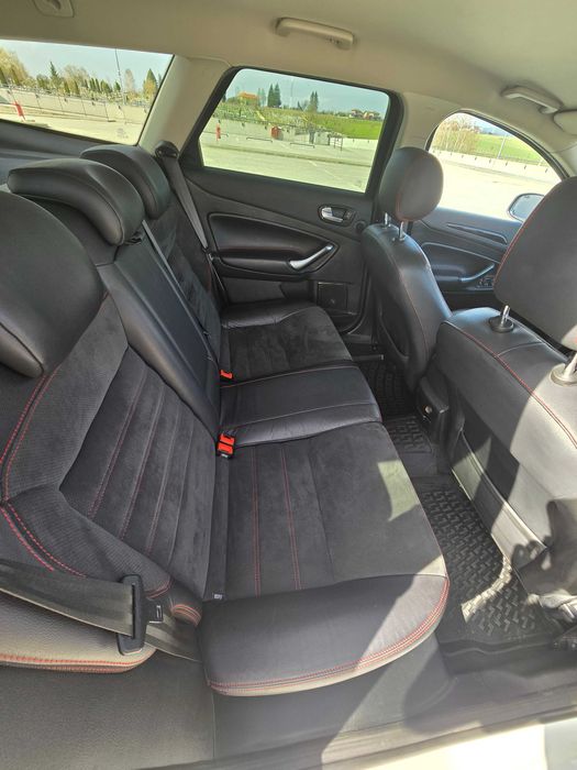 Ford Mondeo Mk4 din 2010 , Titanium , 2.0 Benzina , 203 CP