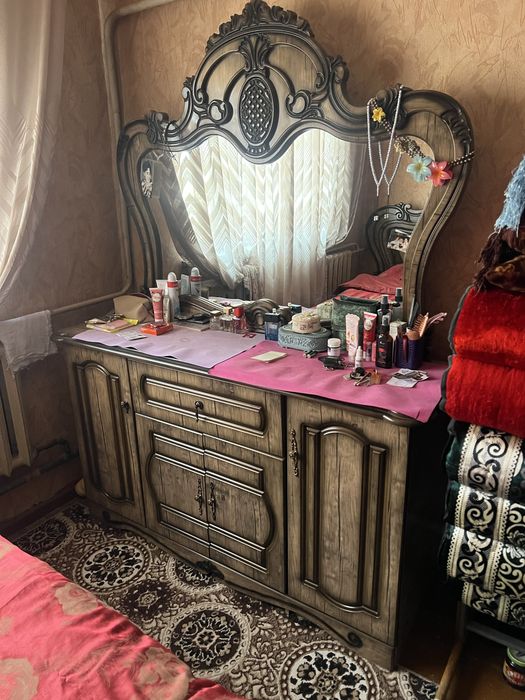 Продам спальний гарнитур в отличном состоянии