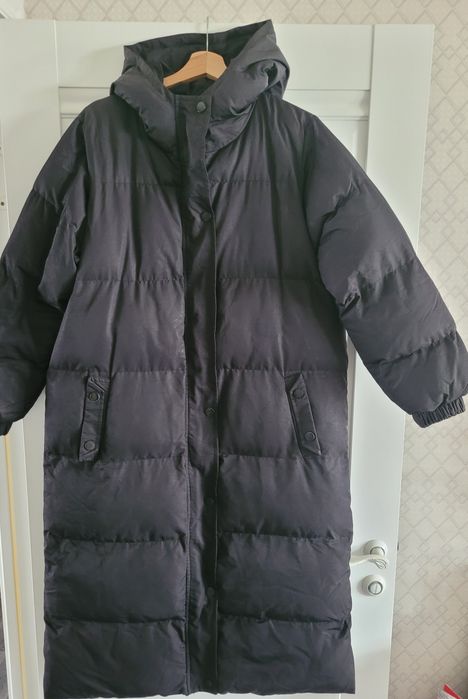 Продам зимние куртки