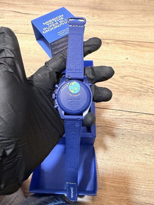 Omega x Swatch snoopy