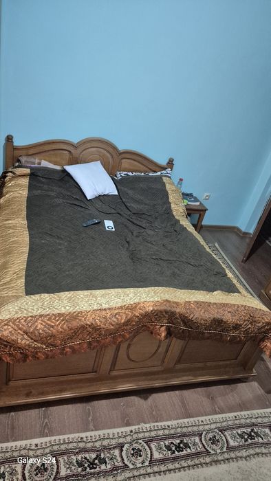 Винтажный румынский спальный гарнитур