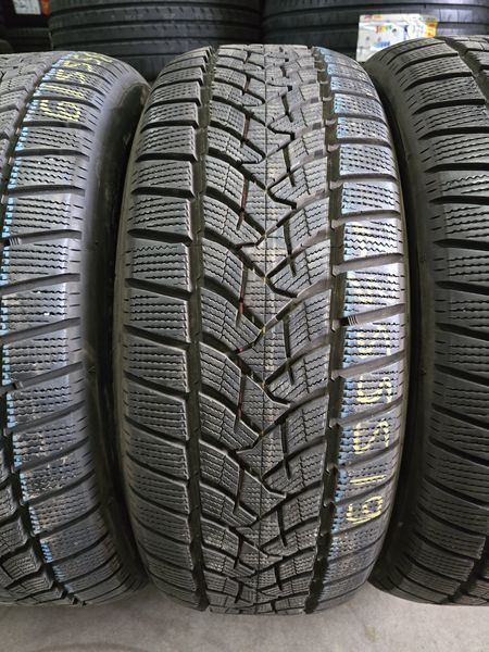 235/55/19 DUNLOP 4бр