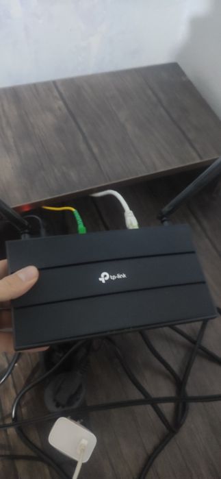 Wifi roter sotiladi  Tp link