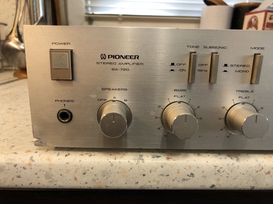 Pioneer SA-720 стерео