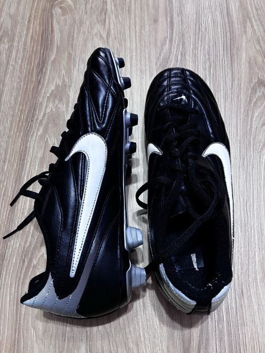 Ghete fotbal retro Nike Tiempo Mystic nr 44