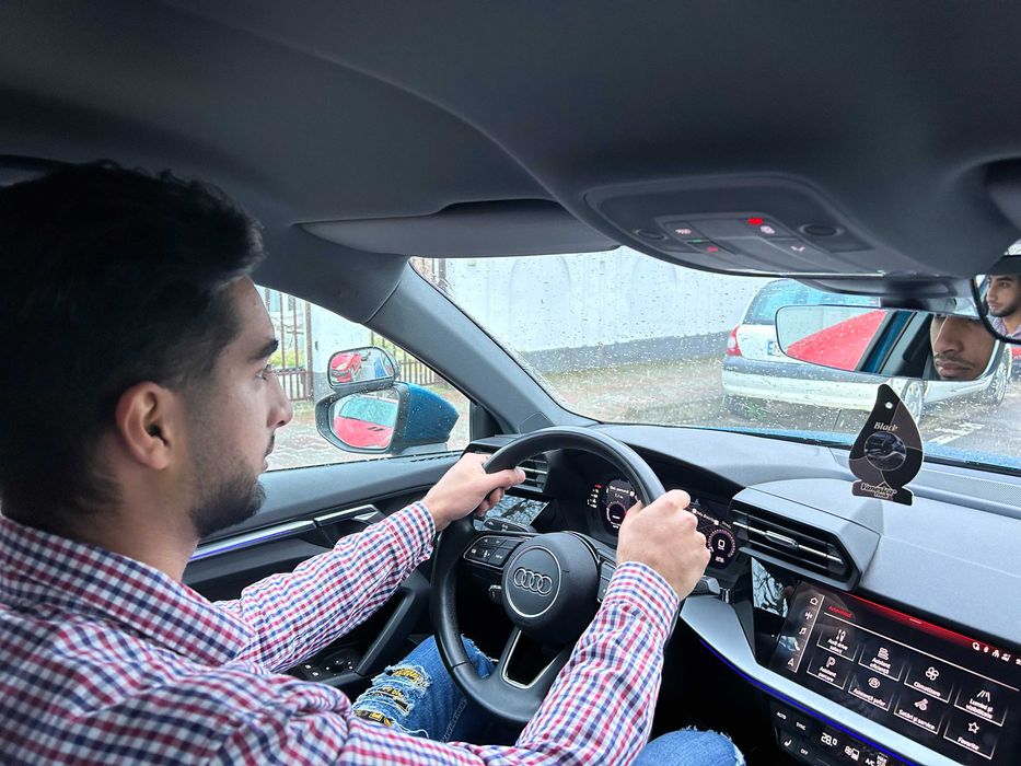 Scoala de soferi  categ B . Manuala sau AUTOMATA