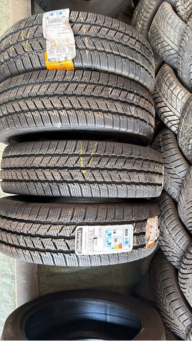 Set anvelope noi M+S 225/75R16C Continental!