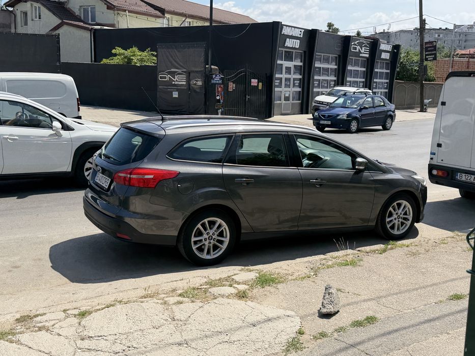 FORD Focus 0 — imagine 3