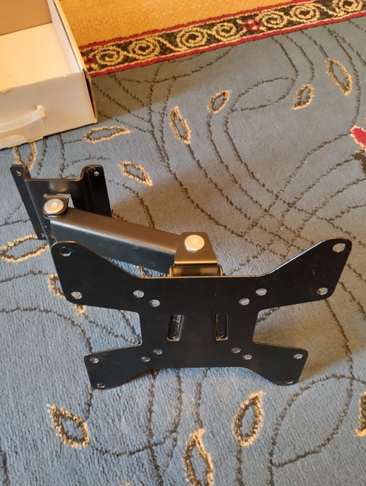 Крепление для телевизора.