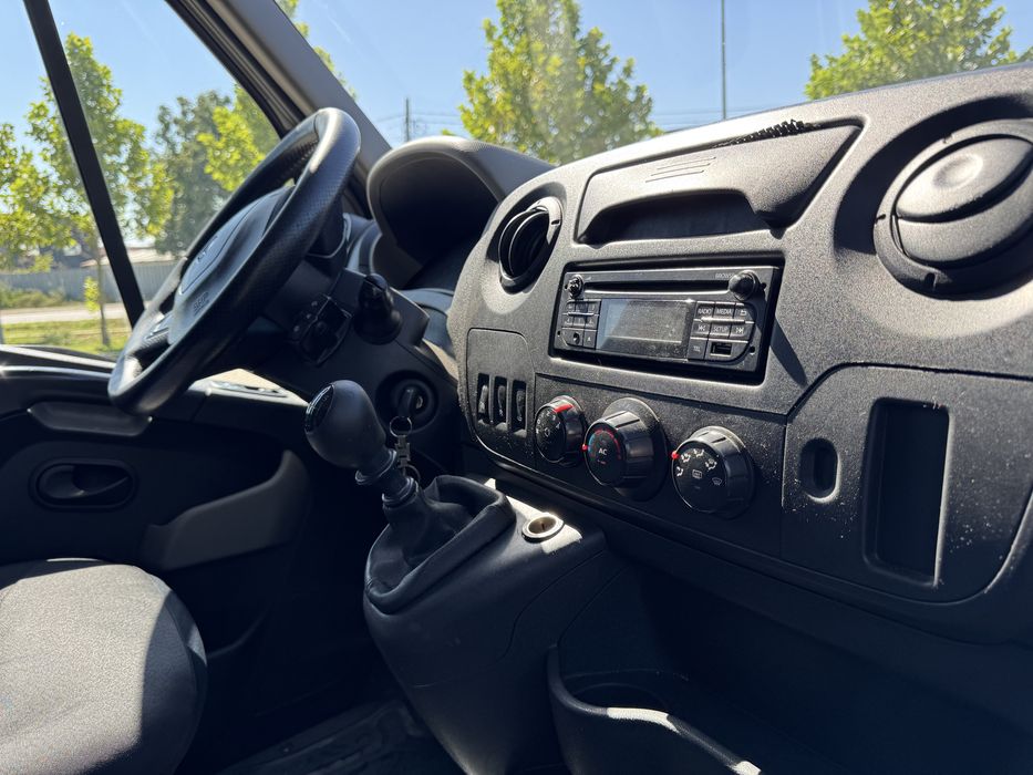 Renault Master 2015 2.3 diesel 170cp 9 Euro Paleti/Lift si dormitor