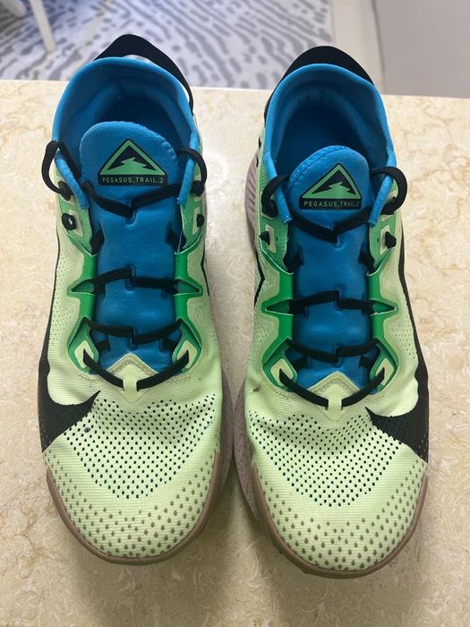 Adidași Nike impermeabili