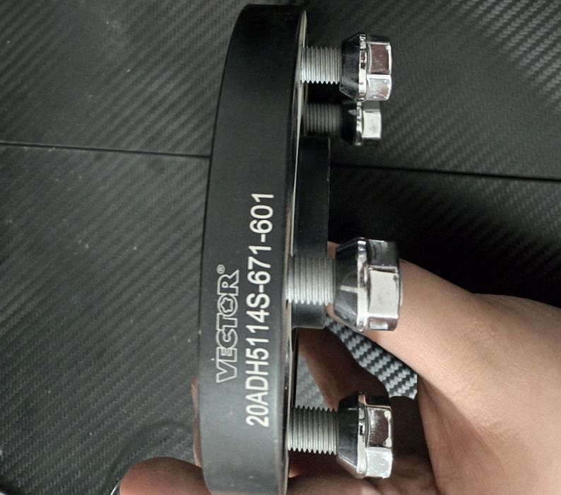 Проставки Toyota lexus