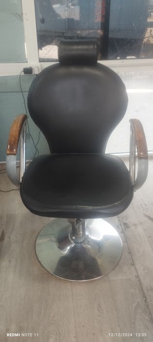 Kerslo javob berladi 1 oy