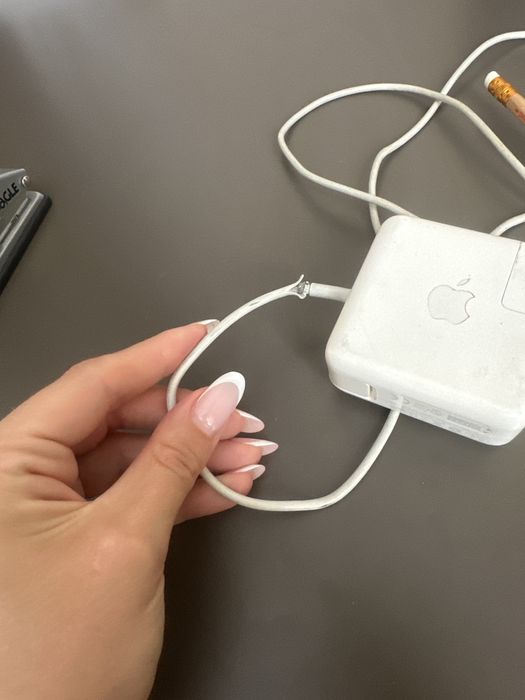 Macbook air 13 , 2017 г