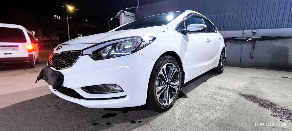Kia Cerato 2015 год