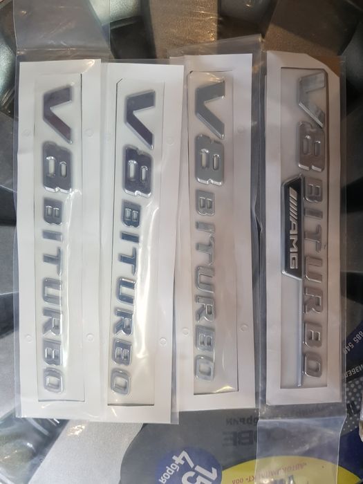 Емблема V8 Biturbo AMG