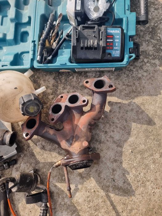 Galerie evacuare Dacia Logan 1.4 benzină – stare bună