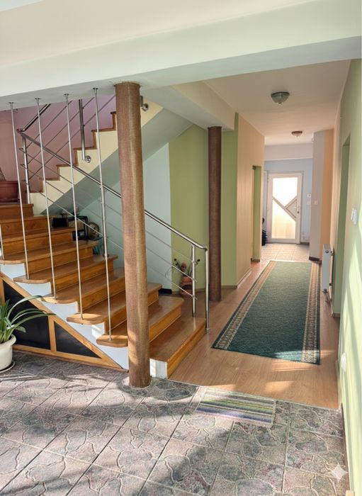 Vand casa spatioasa in TARNAVENI, ideala pentru familie, cu curte mare