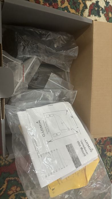 Эхолот гармин Garmin striker vivid4cv+transducer
