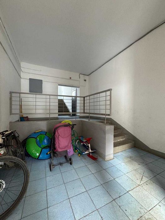 Продам 2 комнатную квартиру