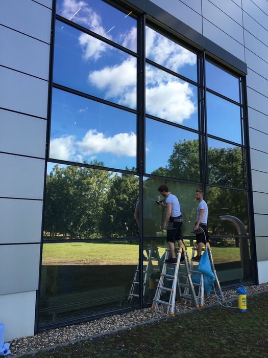 Тонировка стеклянных перегородок | Матовая плёнка Ташкент| TUMANKA.UZ