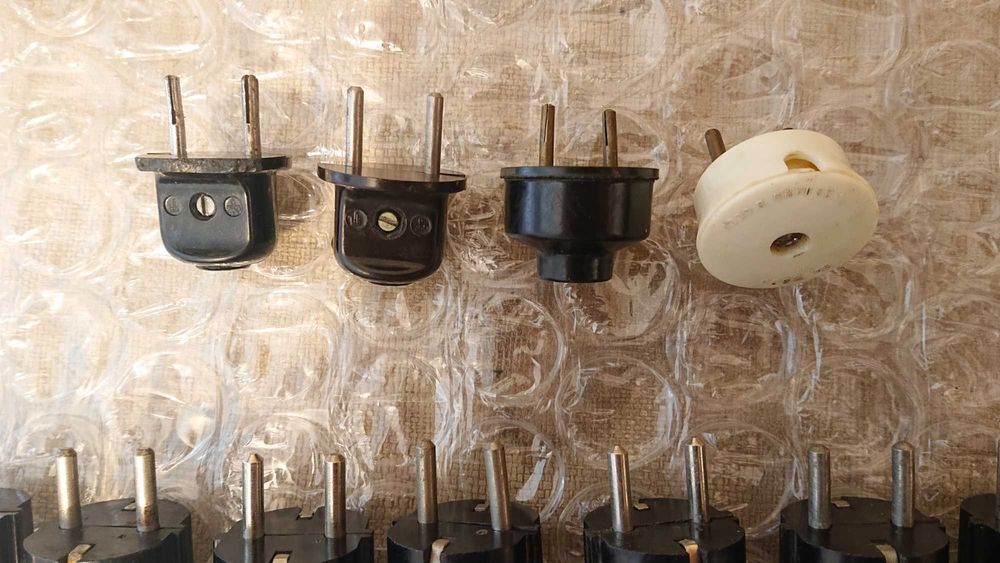 Нови старо производство щекери и щепсели  .Използвани щепсели.