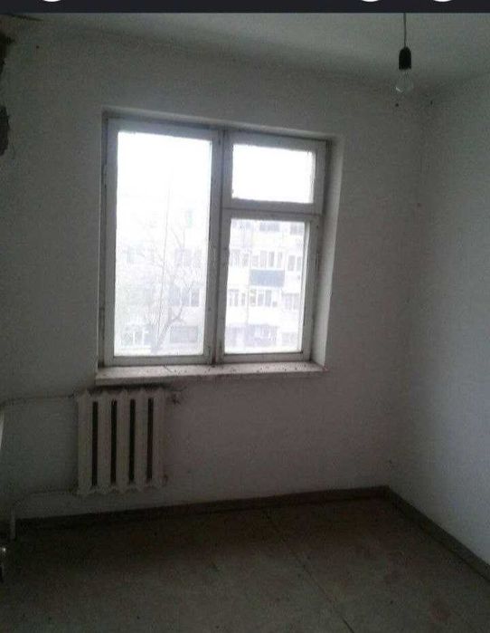 № 3939.Продается 5-комнатная квартира.