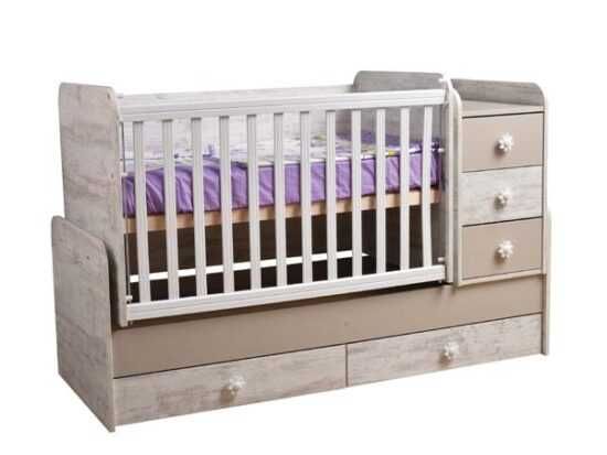 Продавам детско легло люлка