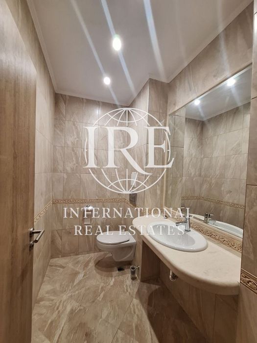 Продава се Тристаен апартамент в Варна, Аспарухово - 128 кв.м за 813 €/кв.м - Снимка #8