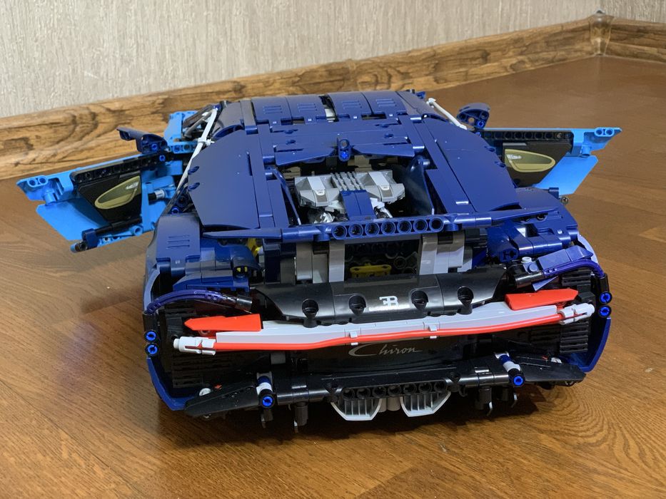 Продам лего BUGATTI