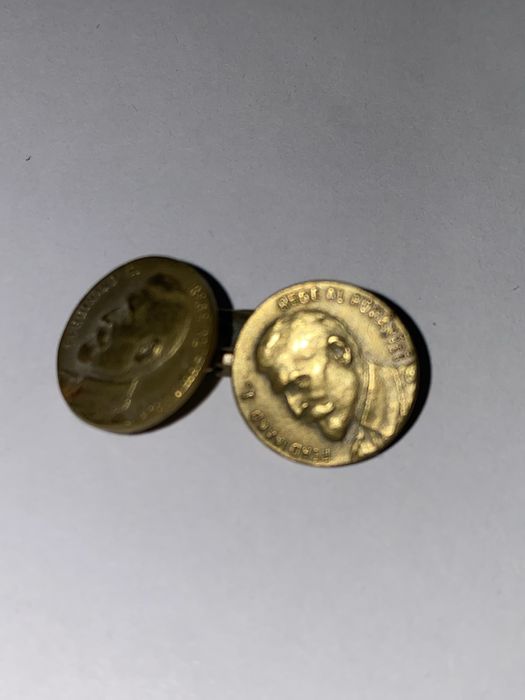 Butoni vechi regele Ferdinand1