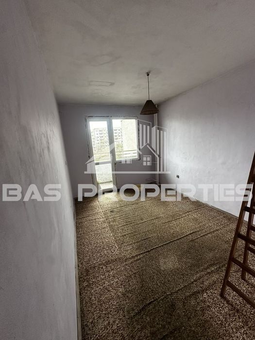 Продава се Тристаен апартамент в София, Люлин 3 - 90 кв.м за 1020 €/кв.м - Снимка #2