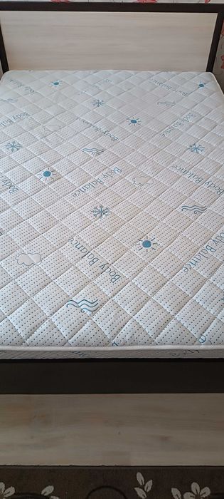 Спалня с матрак 140/200