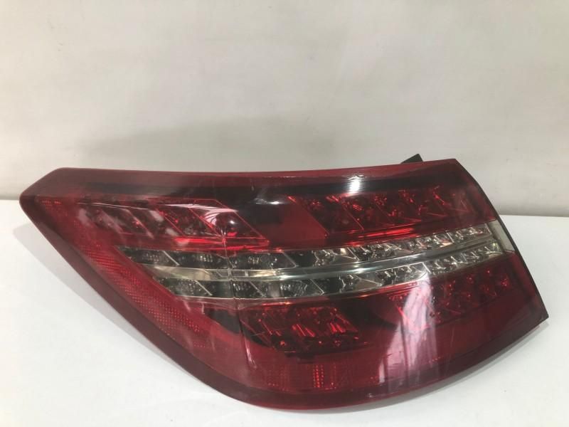 Stop stanga aripa Mercedes E-Class C207 a2078200164 Coupe