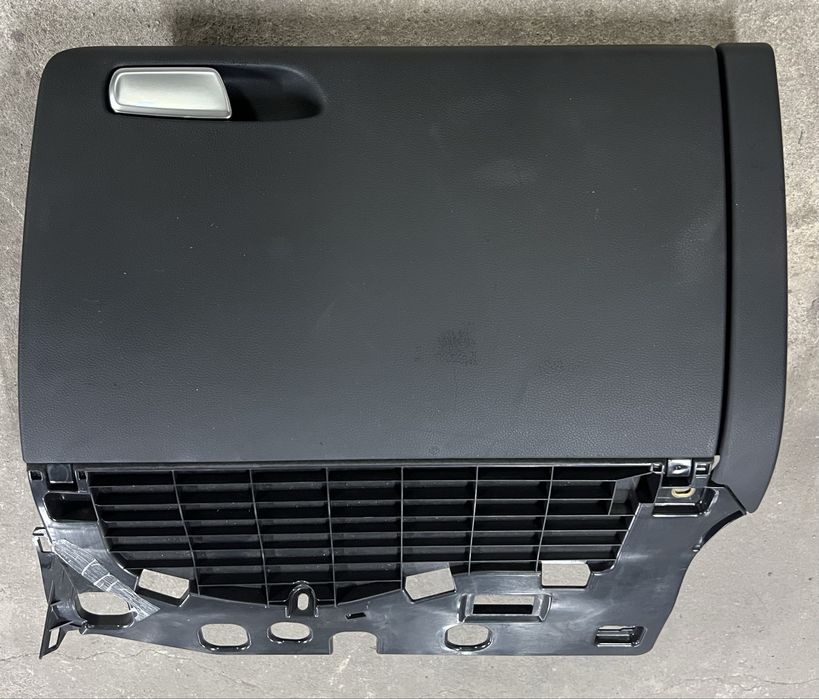 Жабка за Audi A4 B8 8,5 2008/2013 8K1 857 035 6PS