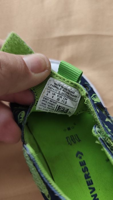 Sandalute bebelusi Converse