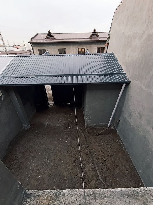 Olmazor koʻchasida 1.5sotix karobka srochno sotiladi