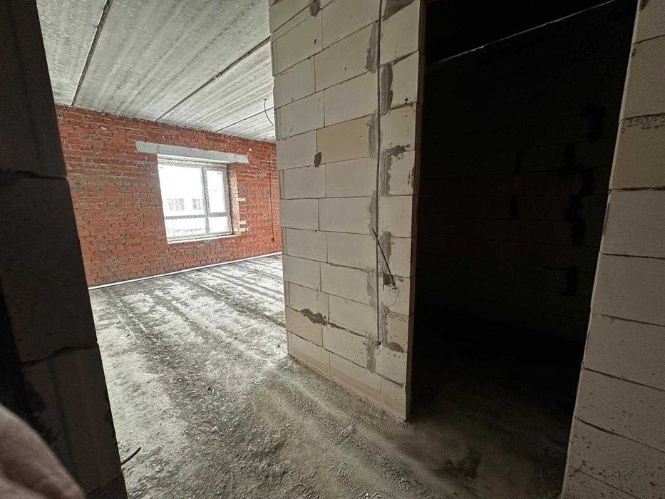 продам 4 ком квартиру