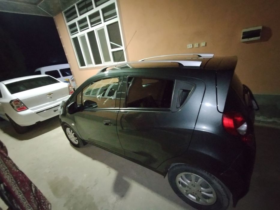 Spark sotiladi 2022 yil narxinj kelishamiz