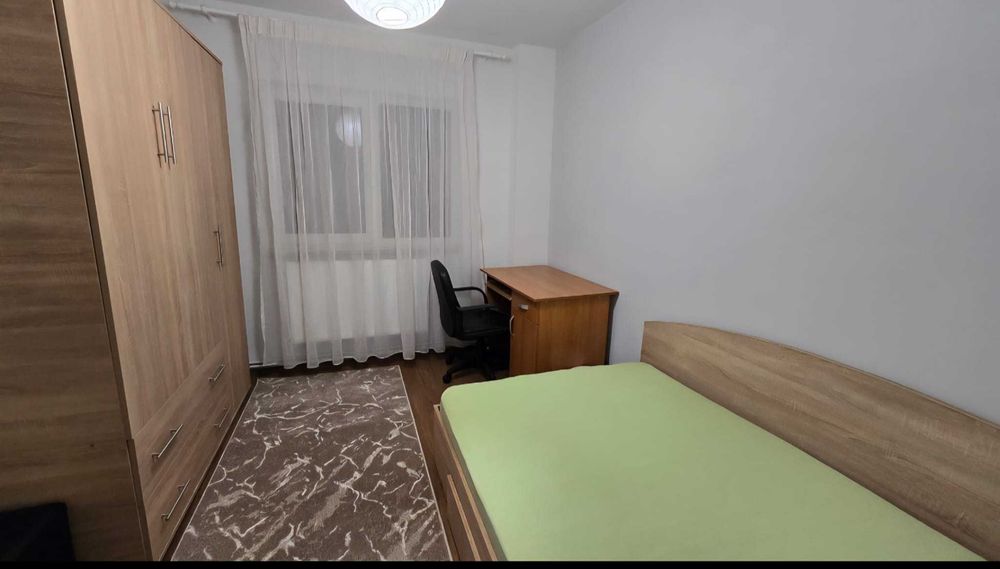 Apartament de inchiriat cu 4 camere decomandat 3/4, CT/AC, Rovine