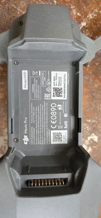 Dronă DJI Mavic Pro 4K – 3 baterii și pachet complet de accesorii