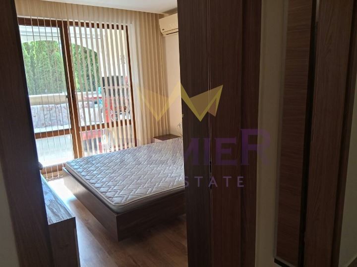 Продава се Двустаен апартамент в Свети Влас - 64 кв.м за 1036 €/кв.м - Снимка #2