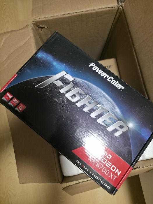 Ryzen 5 3600 + RX 6700 XT +32GB