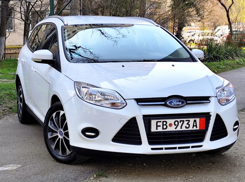 Ford Focus 1.6 benzină MPI, Navi, Cameră